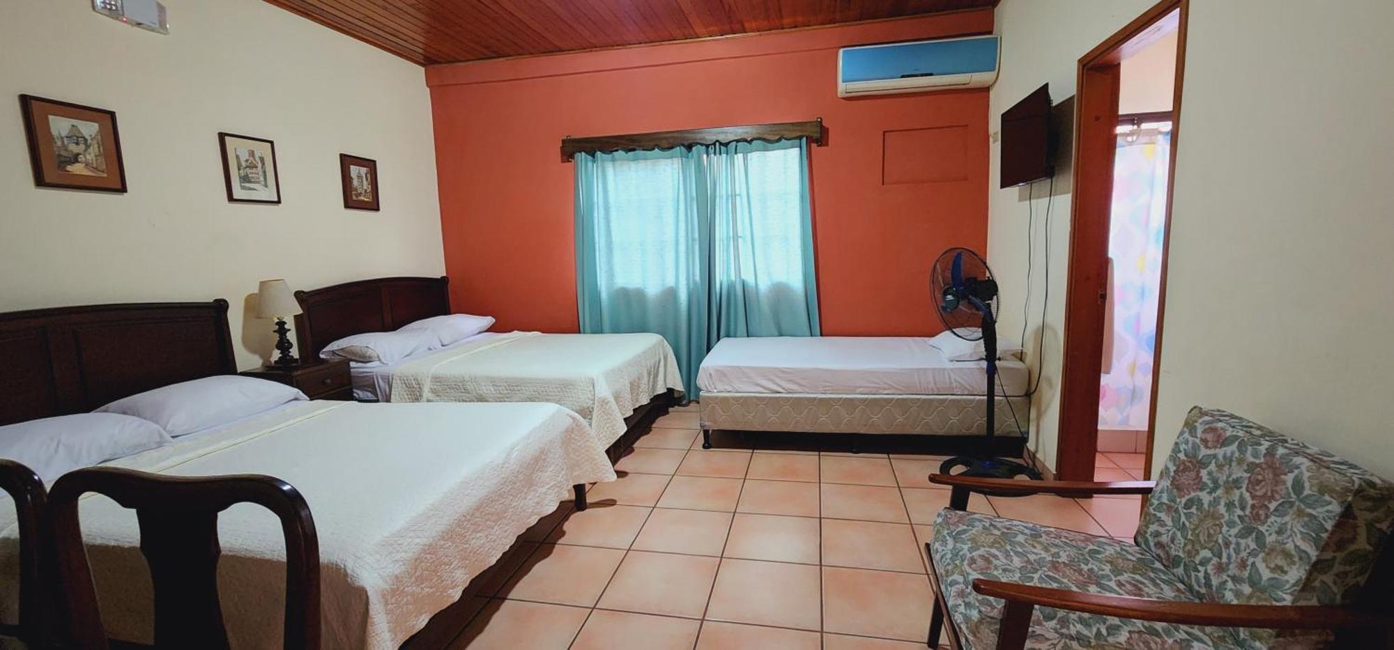 Hotel Alsacia Tegucigalpa Bagian luar foto