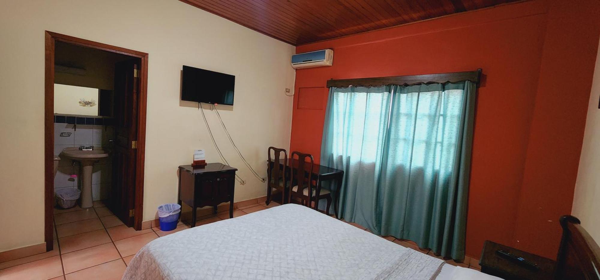 Hotel Alsacia Tegucigalpa Bagian luar foto