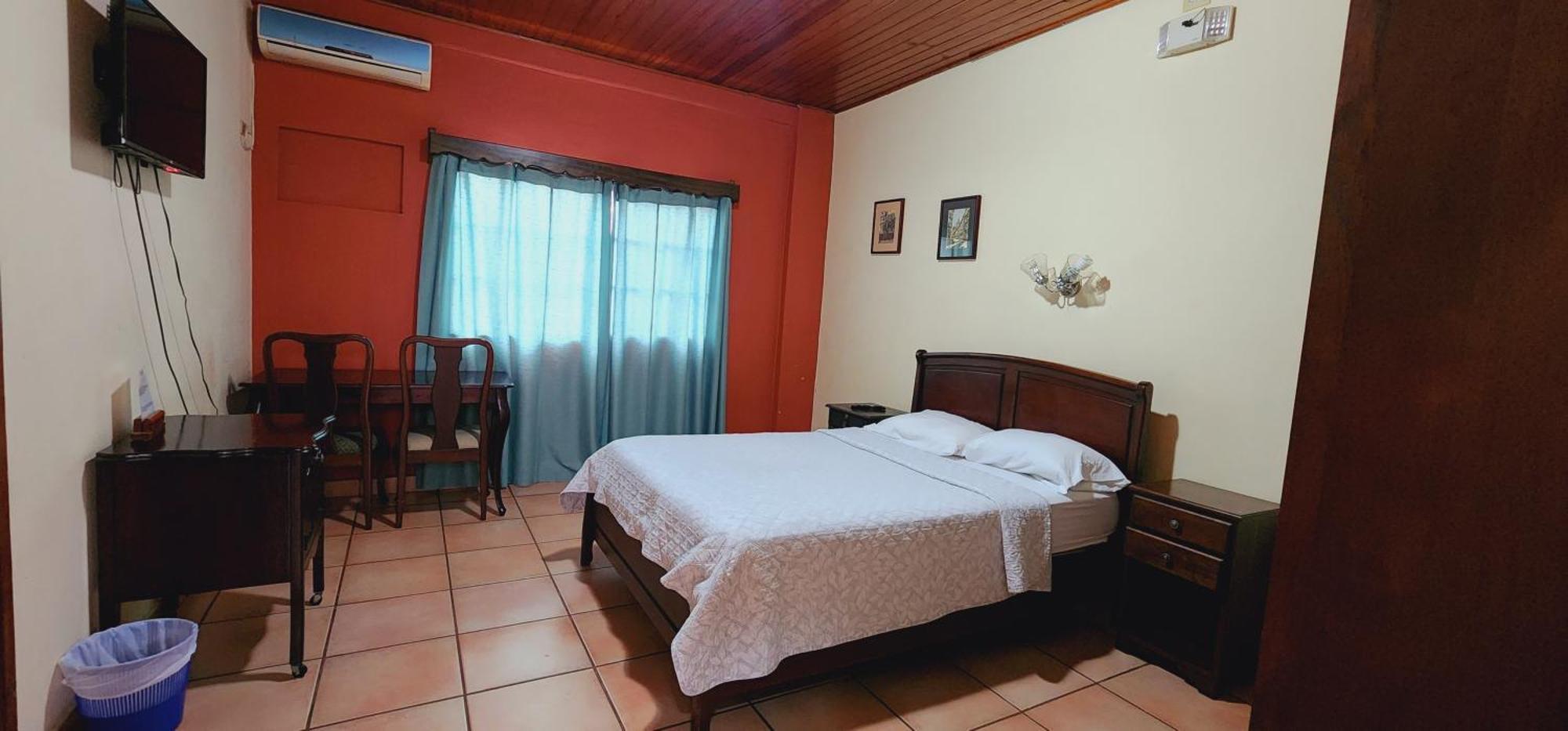Hotel Alsacia Tegucigalpa Bagian luar foto