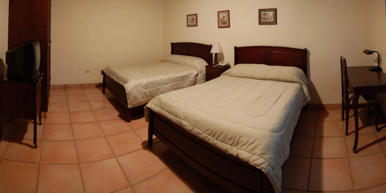 Hotel Alsacia Tegucigalpa Bagian luar foto