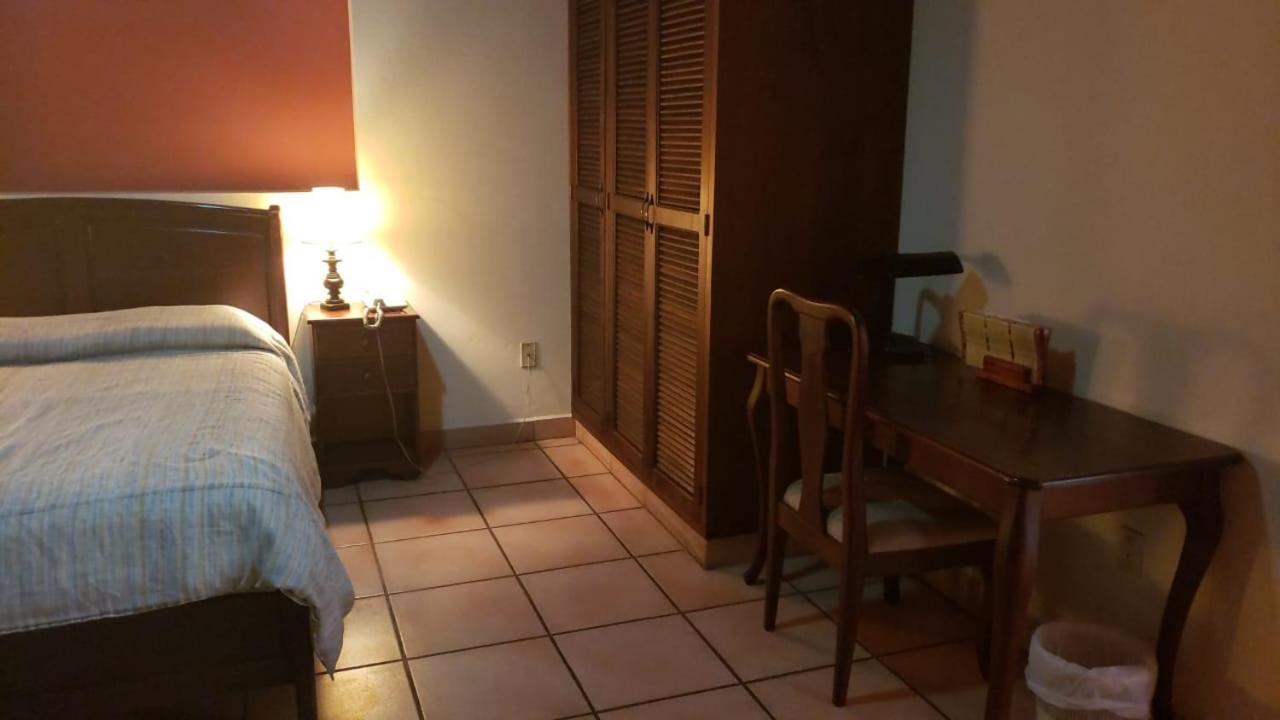 Hotel Alsacia Tegucigalpa Bagian luar foto