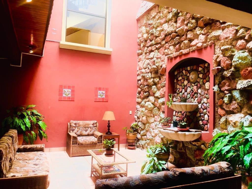 Hotel Alsacia Tegucigalpa Bagian luar foto